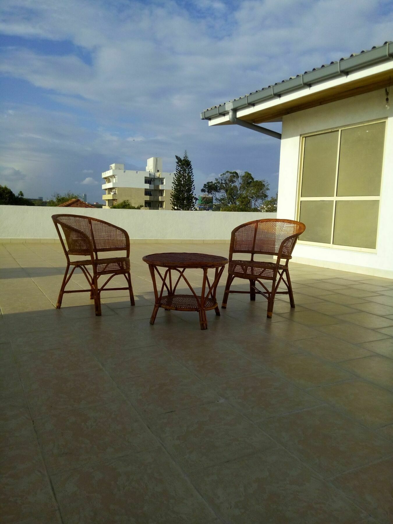 Ocean Pebbles Apartamento Dehiwala-Mount Lavinia Exterior foto
