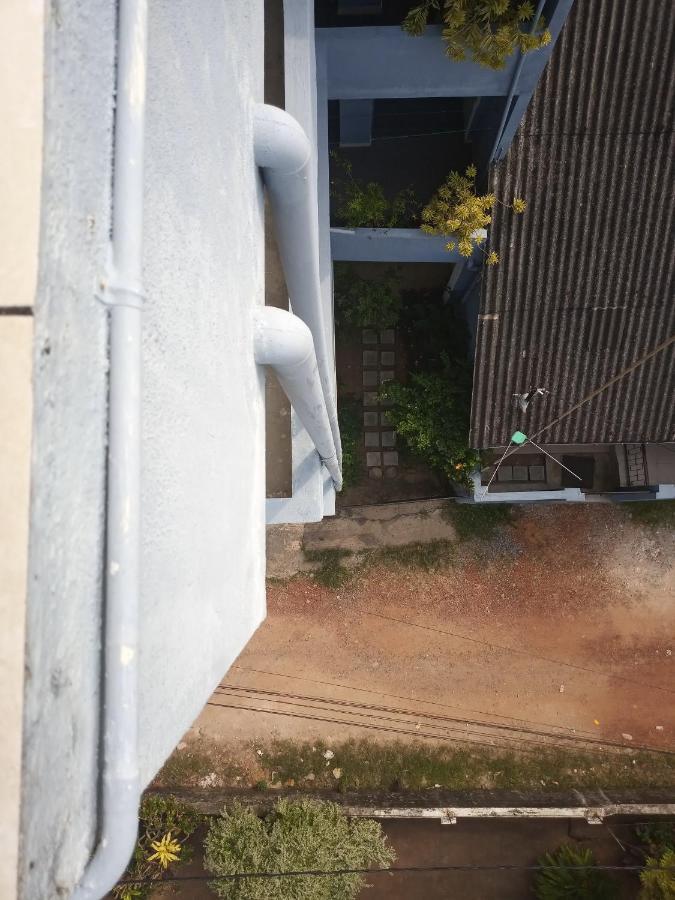 Ocean Pebbles Apartamento Dehiwala-Mount Lavinia Exterior foto